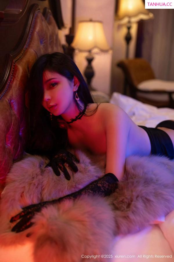 小蛮妖  [XiuRen]高清写真图 2025.04.09 No.10130 小蛮妖Yummy 魅惑黑丝第61张图片